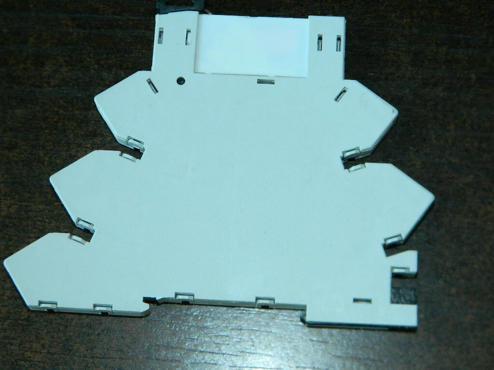 Relé bloque de terminales ALLEN BRADLEY 700-HLT2U1 SER A CON 700-TBR60 MÁS DE 600+ AVAL Foto 2 de 2