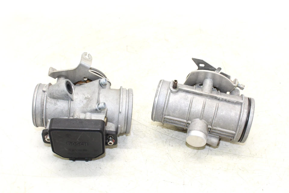 Carburadores de carbohidratos BMW R1100R 1997 OEM Foto 3 de 4