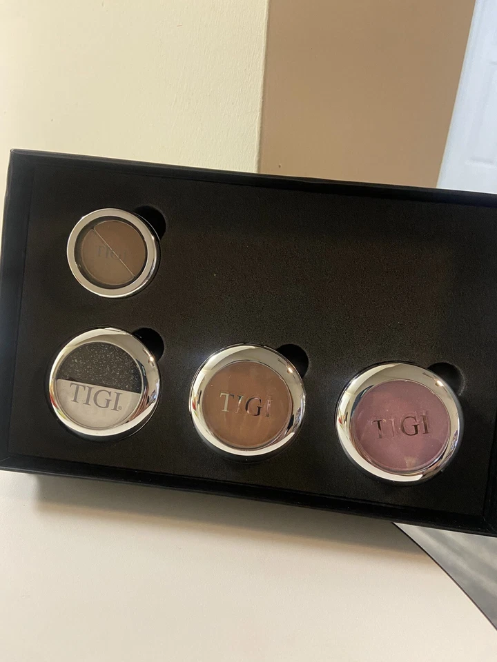 Tigi Cosmetics Eyeshadow 4 Piece Assortment,Dual Sculpting Duo,Brows & Eyeshadow - Image 2 of 4