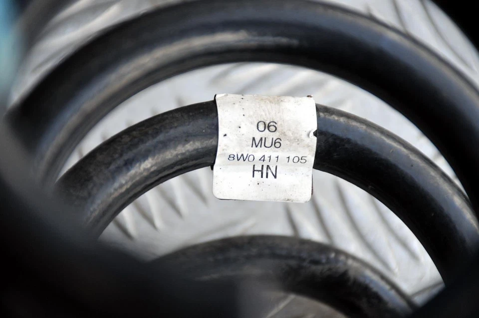 Audi RS6 C8 / RS7 4KA Juego de 4 resortes helicoidales 4K0511115LL + 8W0411105HN Foto 4 de 4