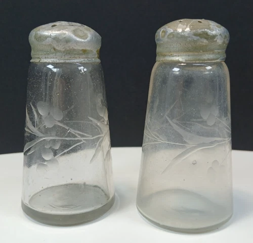 Vintage Clear Floral Etched Glass Salt & Pepper Shakers