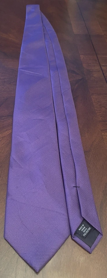 Perry Ellis Purple 100% Polyester Men’s Neck Tie Made In China - Image 3 of 4