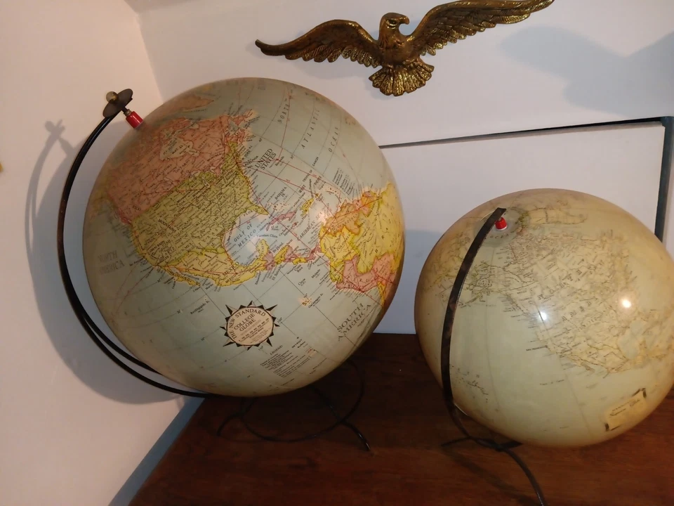 Par de globos inflables Mid-Century años 50 Foto 2 de 4