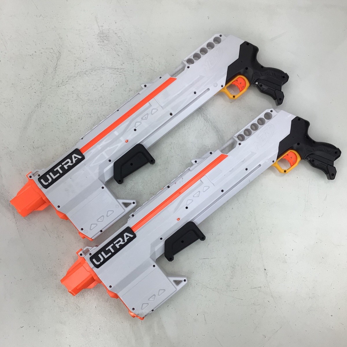 NERF ULTRA トイガン 120フィート Nerf Ultra Five Blaster 4 Nerf Ultra Darts Internal Clip