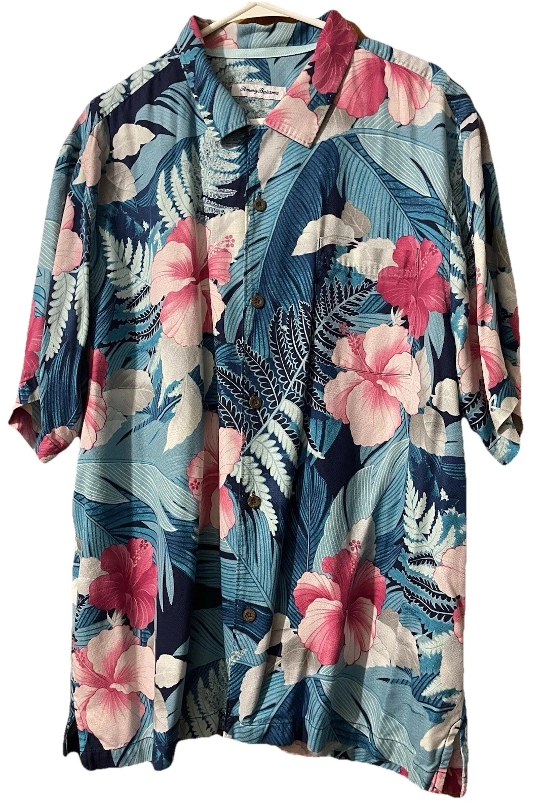 Tommy Bahama 100% Silk Hawaiian Button Up Shirt Blue Pink Flowers Mens XL