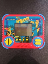 Marvel Spiderman Tiger Electronics Handheld LCD Game Tested Works