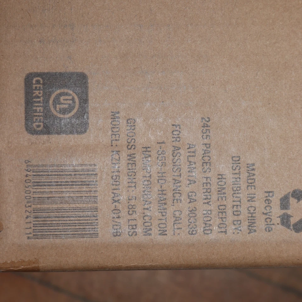 Aplique linterna de pared exterior 1 luz Hampton Bay Collier 11,12"  Foto 2 de 4