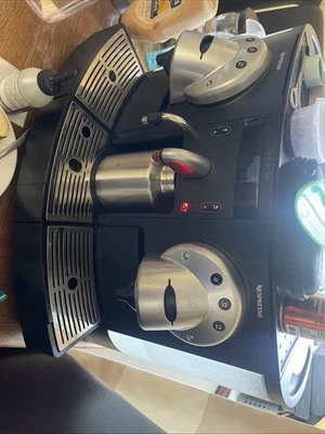 Nespresso Gemini 220 Duel Head Capsule Coffee Machine (Fully working)