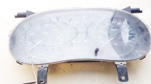 p8200059763 Tacho Tachometer Kombiinstrument 21658611-0 Volkswage DE892303-36