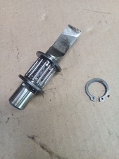 98-04 Nissan D22 Frontier Ka24de Transmission Reverse Shaft Gear Jack Fs5w71