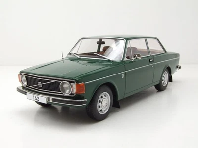 Volvo 142 1973 dunkelgrün Modellauto 1:18 MCG - Bild 1 von 4