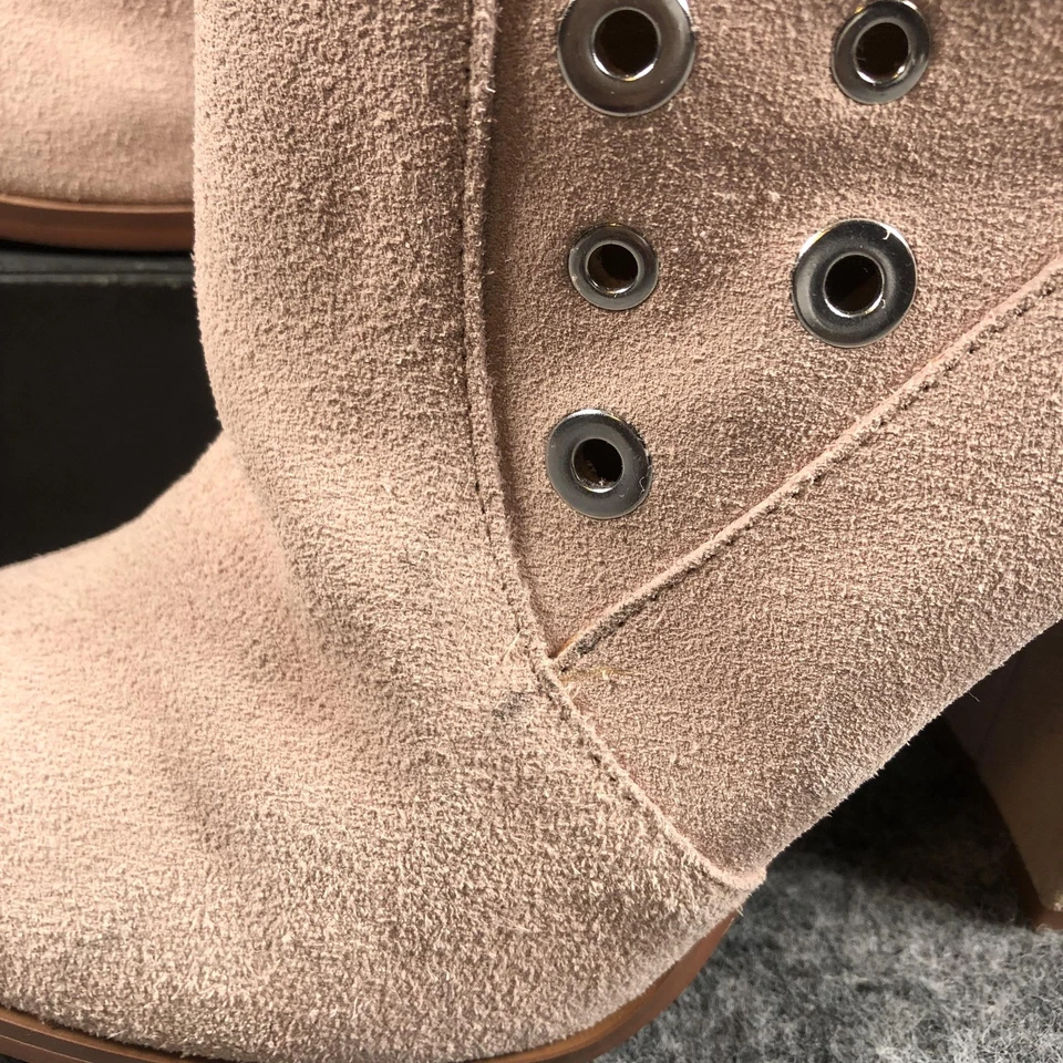 Botas de lavandería chinas para mujer talla 7,5 beige gamuza ojal tacón bloque al tobillo Foto 4 de 4