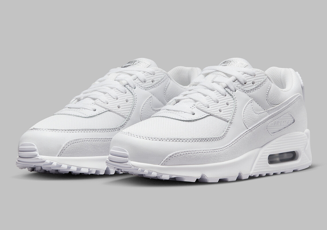 NIKE Air Max 90ホワイト　新品　値下げしました Nike WMNS Air Max 90 Futura White Metallic Silver - Nov 2023