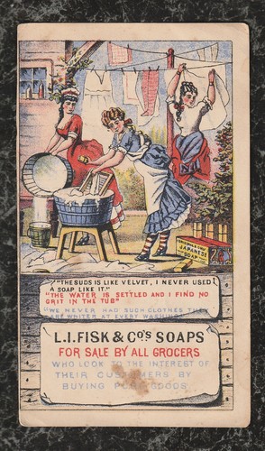 Victorian Trade Card L I Fisk & Co sapone giapponese tre donne fanno il bucato 5 x 3 - Foto 1 di 2