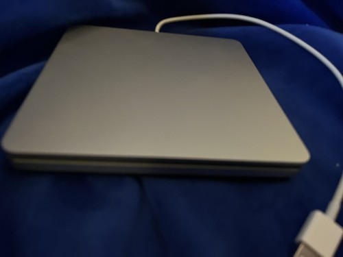 Apple SuperDrive A1379 Optical External USB DVD Burner Writer Disc Drive Tested - Picture 4 of 7