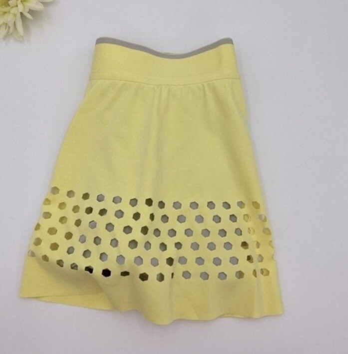 スカート STELLA MCCARTNEY Woman Skirt Yellow Cream 6301343FJ301 9200 ADIDAS BY STELLA MCCARTNEY Yellow Barricade Skirt Sz.M | eBay