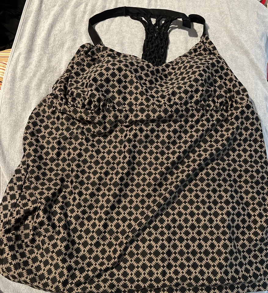 Sujetador Tankini Geométrico Ava ViV Talla Grande 26W Integrado Foto 2 de 3