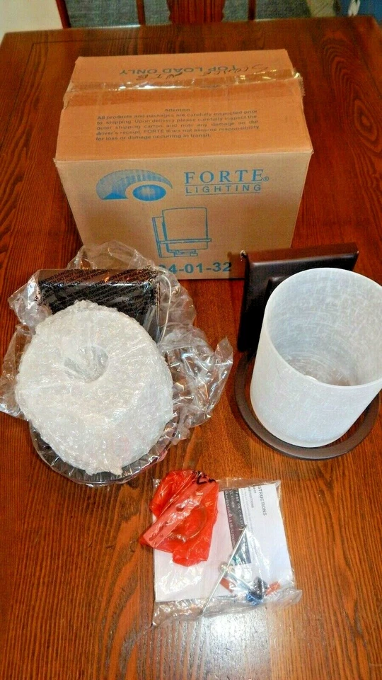 Forte Lighting PAIR Wall Mounted Lights SCONCES in Antique Bronze - 2404-01-32 - Image 4 of 4