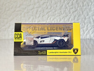CCA OFFICIAL LICENSED LAMBORGHINI AVENTADOR SVJ WITH DISPLAY CASE 1:43 white