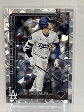 Shohei Ohtani DIAMANTE FOIL Nod And Smile #US84 2025 Topps Update Dodgers