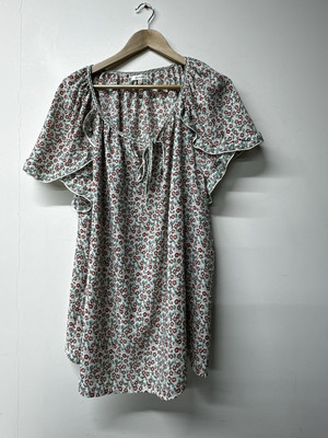 Damen Max Studio Top Gr. 3XL Blumen Schmetterlingsärmel Top Zustand 