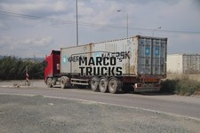 LKW Foto Container-Sattelauflieger rot MAERSK #f7ui