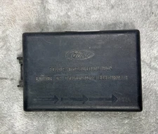 1998-2002 Ford Expedition Under Hood Fuse Relay Box Cover Lid Black OEM