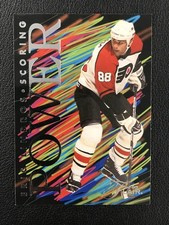 1994-95 Flair #6 Eric Lindros Scoring Power Philadelphia Flyers