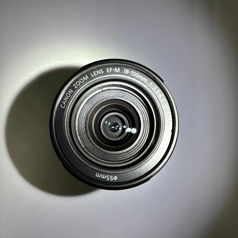 [Desecador] [CASI COMO NUEVO] Cámara sin espejo Canon EOS M5 18-150 mm F3,5-6,3 JP Foto 4 de 4