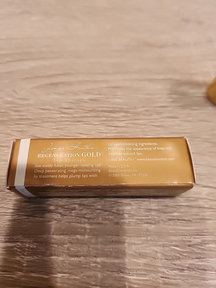 Ginger Heathe's BeautiControl Regeneración Oro Terapia Labial  Foto 3 de 4