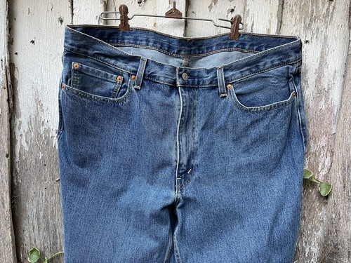 Men's Size 40 x 30 Levi's 550 Jeans - Picture 3 of 8