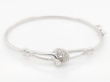 18k White Gold Women's Knot Design Diamond Bangle Bracelet