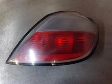 20654 L4 2004-2009 MK5 VAUXHALL ASTRA OSR DRIVERS SIDE REAR LIGHT 342691834