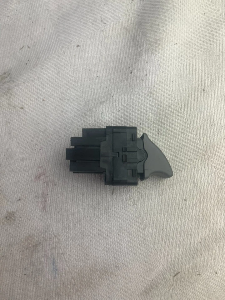 Interruptor de janela de porta Dorman 901-076 compatível com 00-05 Pontiac Montana - Imagem 3 de 4