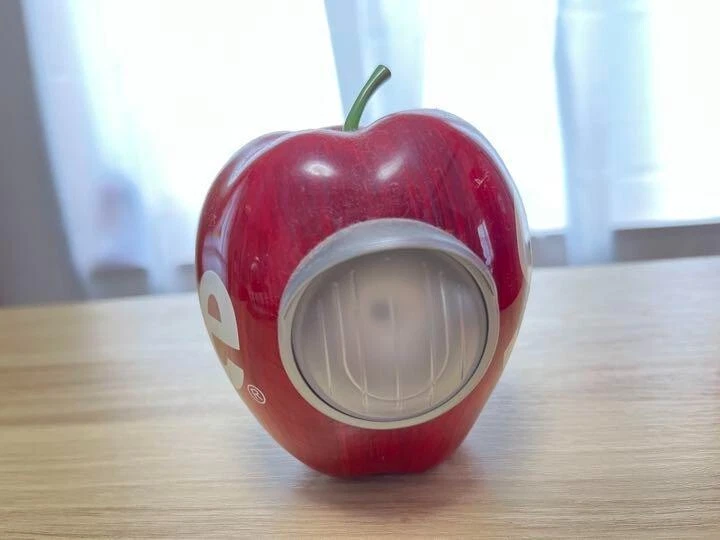 Supreme UNDERCOVER Collaboration Gilapple apple Lamp Light Red MEDICOM TOY