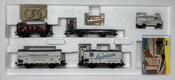 "Trix H0 24029 GüTerwagenst \"SchiffsausrüStung\" 4-Tlg. Db Ep.Iii Neu & Ovp"-image