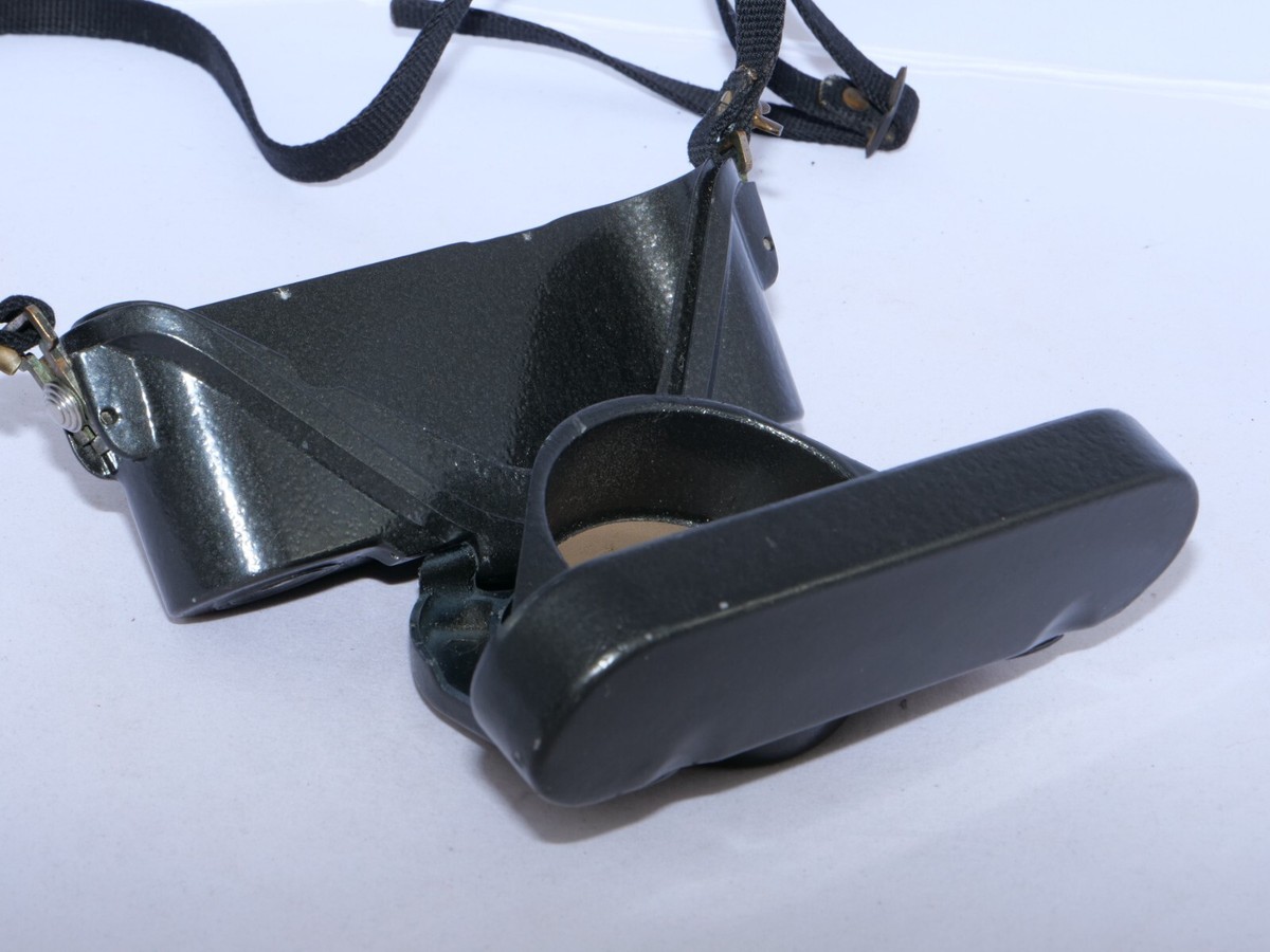 Leica MBROO Waterproof Case. Fits Leica II, III, IIIa, IIIf