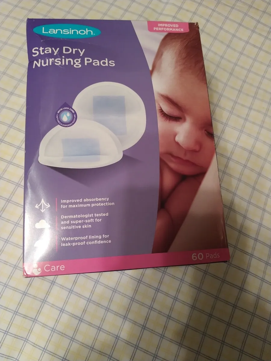 Lansinoh Disposable Nursing Pads 100 Count - Parents' Favorite