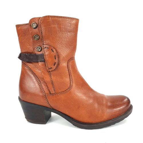 Clarks Brown Ankle Boots Leather Lined Heels Size 4