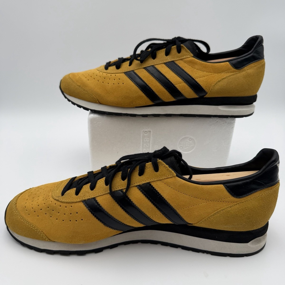 Vintage Adidas Marathon 85 Sneakers Size 13 (US) 48 (EUR) Yellow Black |  eBay