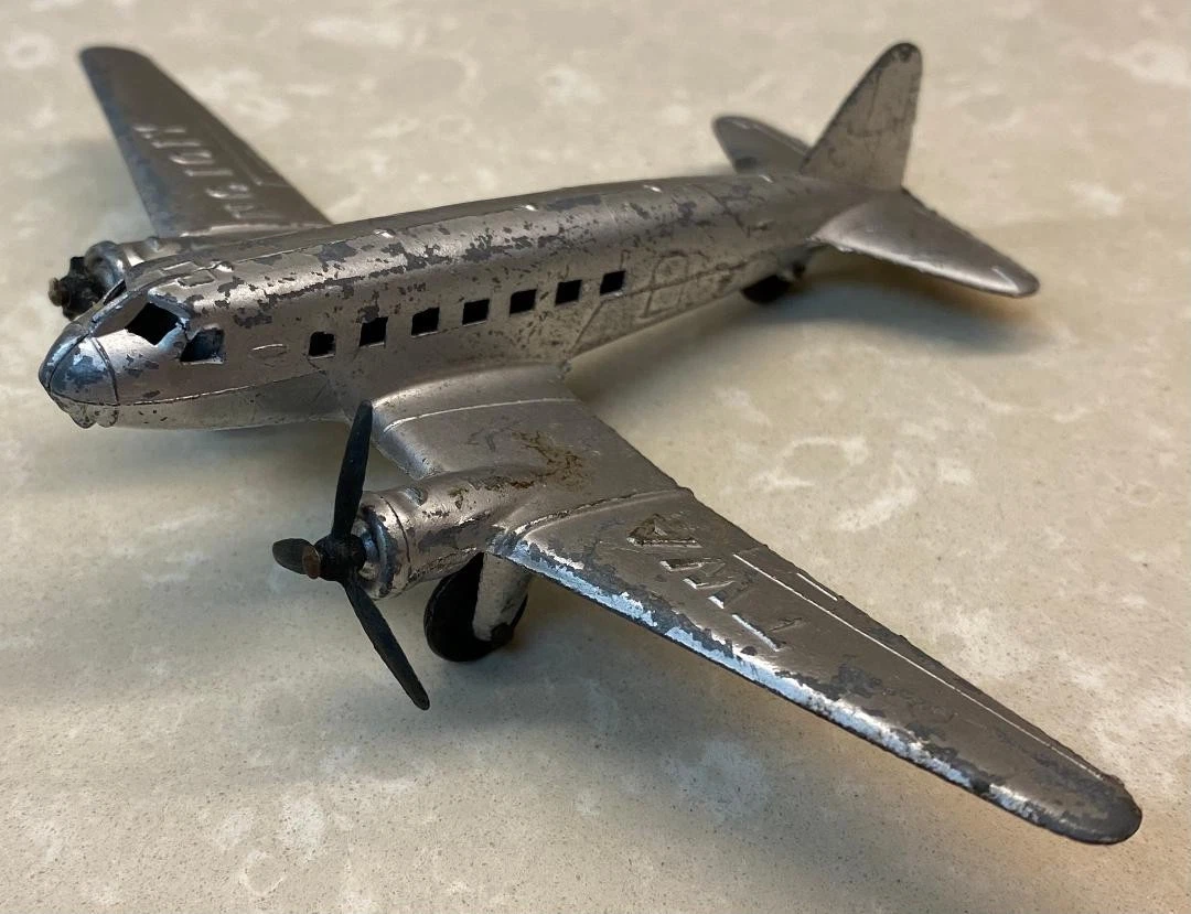 1940 Year of Manufacture Vintage Manufacture Diecast Aircrafts
