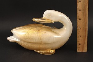 ARCHIMEDE SEGUSO Murano Alabastro Gold Fleck Italian Art Glass DUCK Sculpture