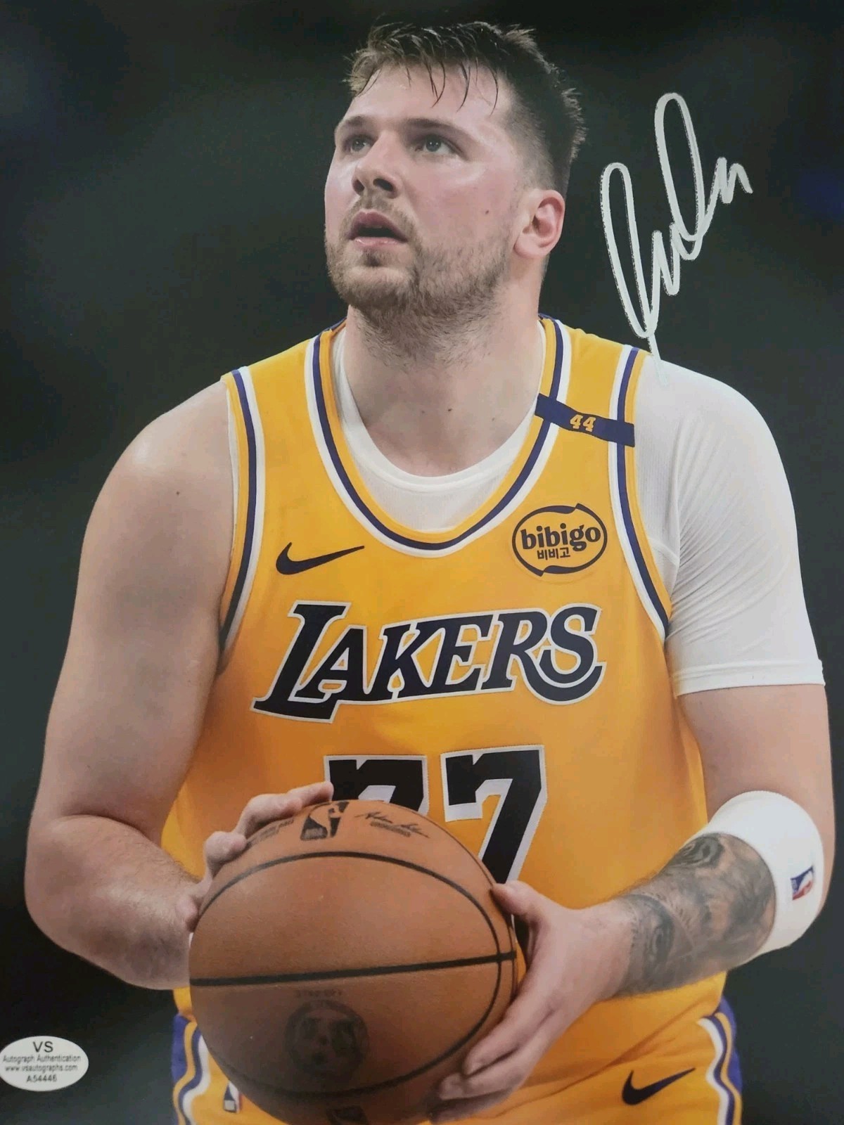 Luka Doncic La Lakers Autographed 8X10 With Certification