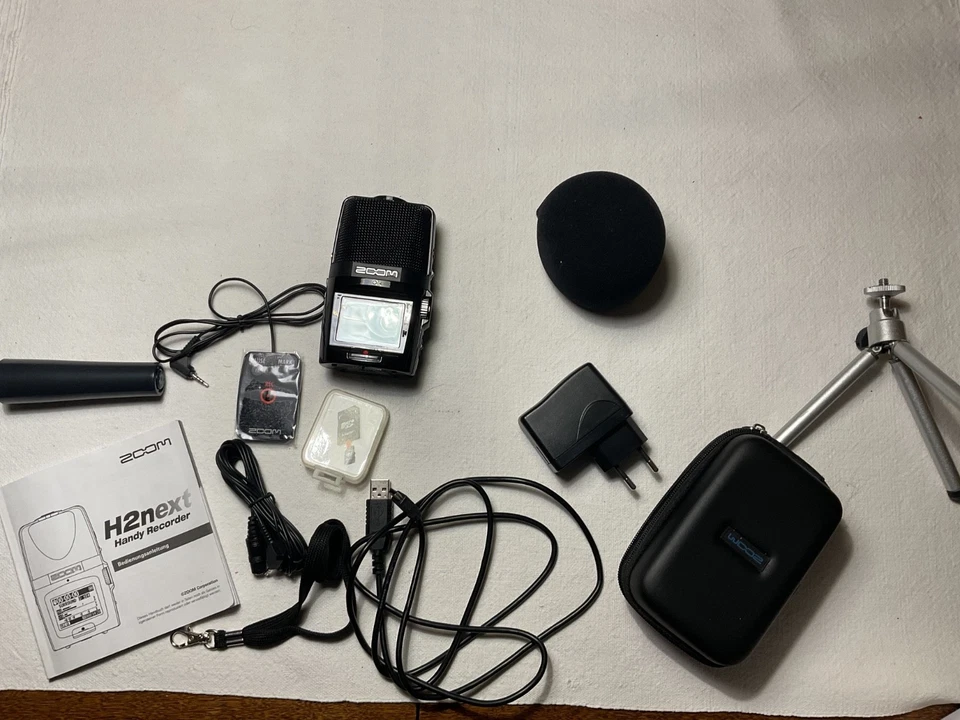 Der HAND-HELD RECORDER von ZOOM H2n incl. Zubehörpaket APH 2n.  - Bild 3 von 4