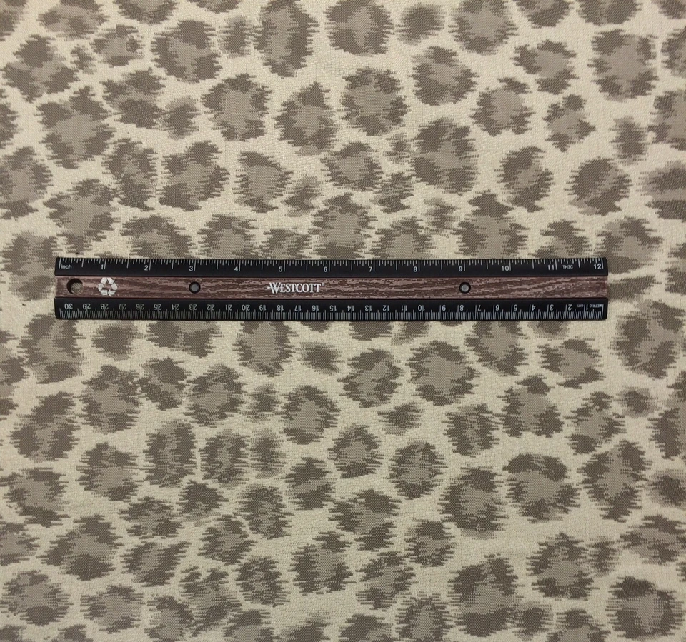 BALLARD DESIGNS GUEPARDO TAUPE GUEPARDO GUARDA-SOL TECIDO EXTERNO POR JARDA 54"W - Imagem 2 de 4