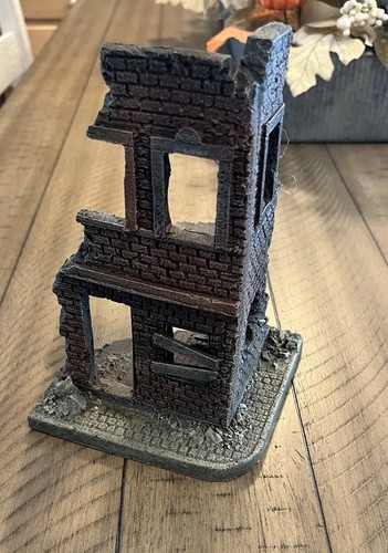 Build-a-Rama 1:32 Hand Painted 2 Story City Building WWII Military "RETIRED"
