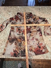 Jess & Jane Women's Small Top. Runs Large