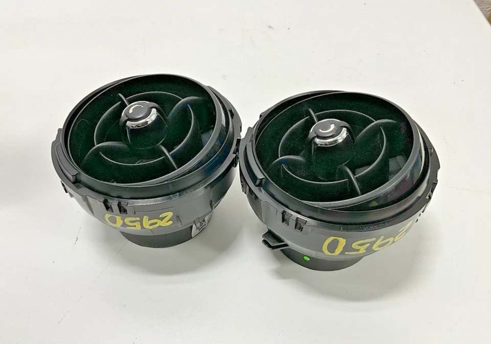 Mini Cooper Countryman S 2015 ventilación de aire delantera izquierda y derecha 981316702 OEM Foto 2 de 4