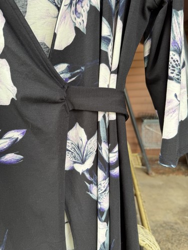 Lularoe Michelle Wrap Dress Size L Large Black Background, Floral Purples, NWT - Picture 5 of 17