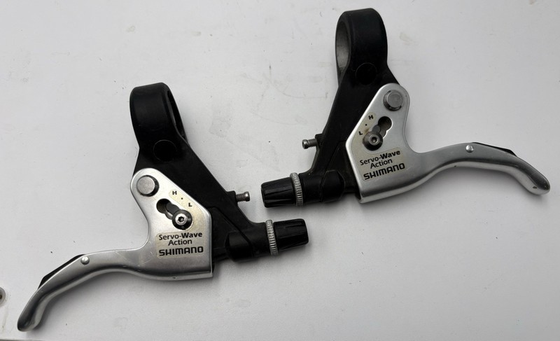 Shimano BL-M600 (STX-LX) V-Brake Levers Left & Right Set Silver/Black